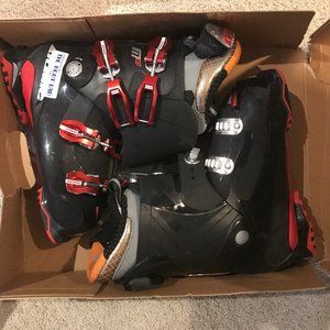 Atomic Men's Ski Boots